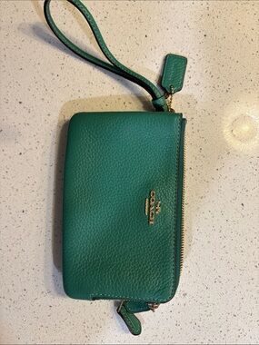 Coach Teal Pebbled Leather Wristlet with Gold Hardware